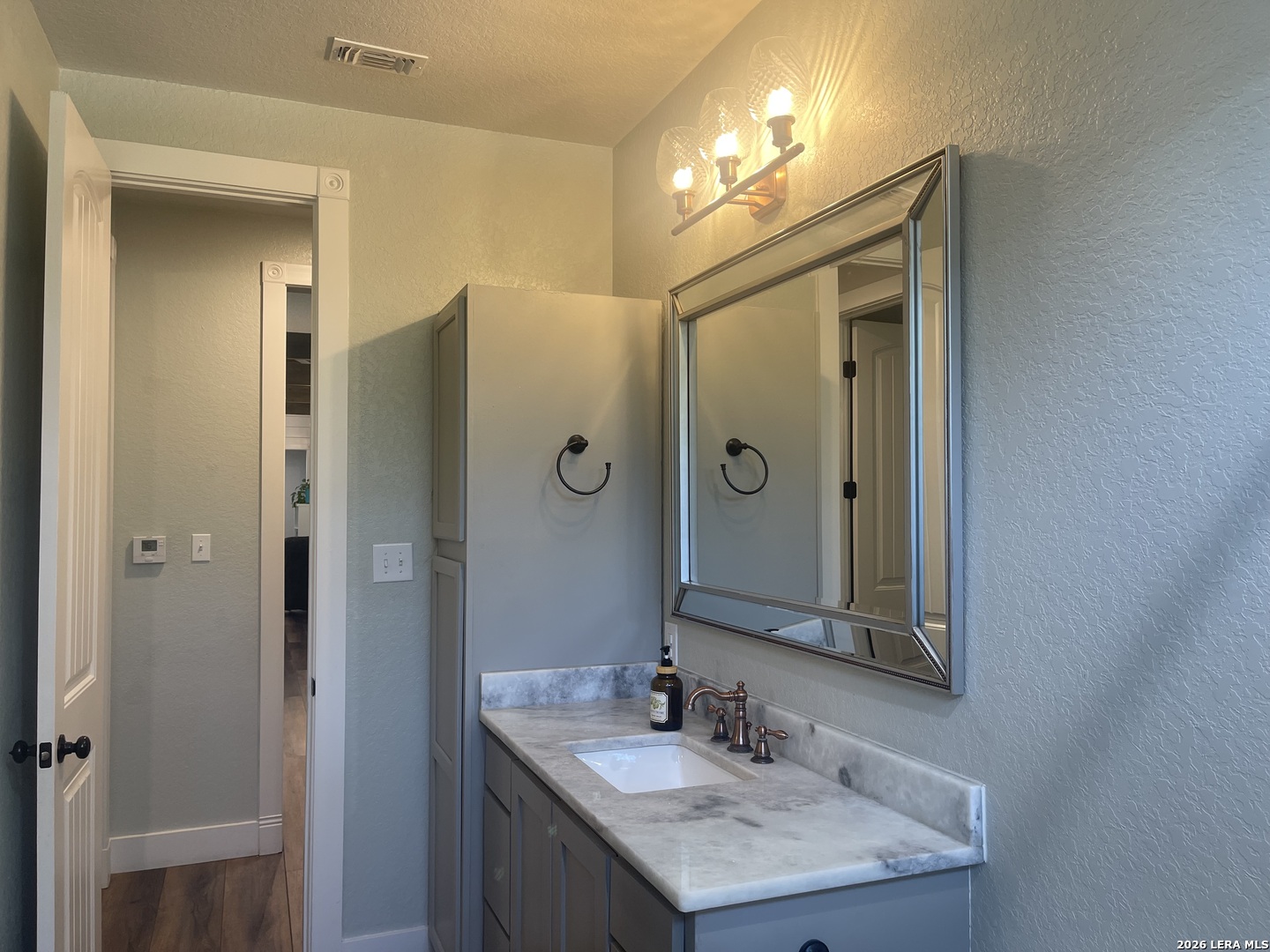 574 County Road 660, Devine, TX, 78016 | 2007154 | Realty Texas LLC