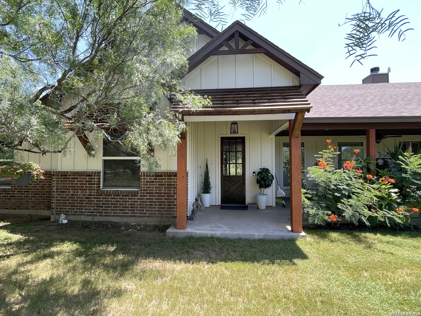 574 County Road 660, Devine, TX, 78016 | 2007154 | Realty Texas LLC