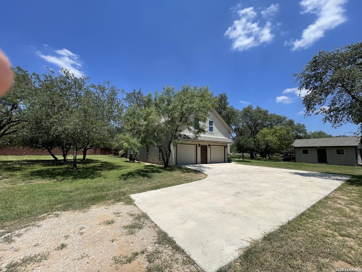 574 County Road 660, Devine, TX, 78016 | 2007154 | Realty Texas LLC