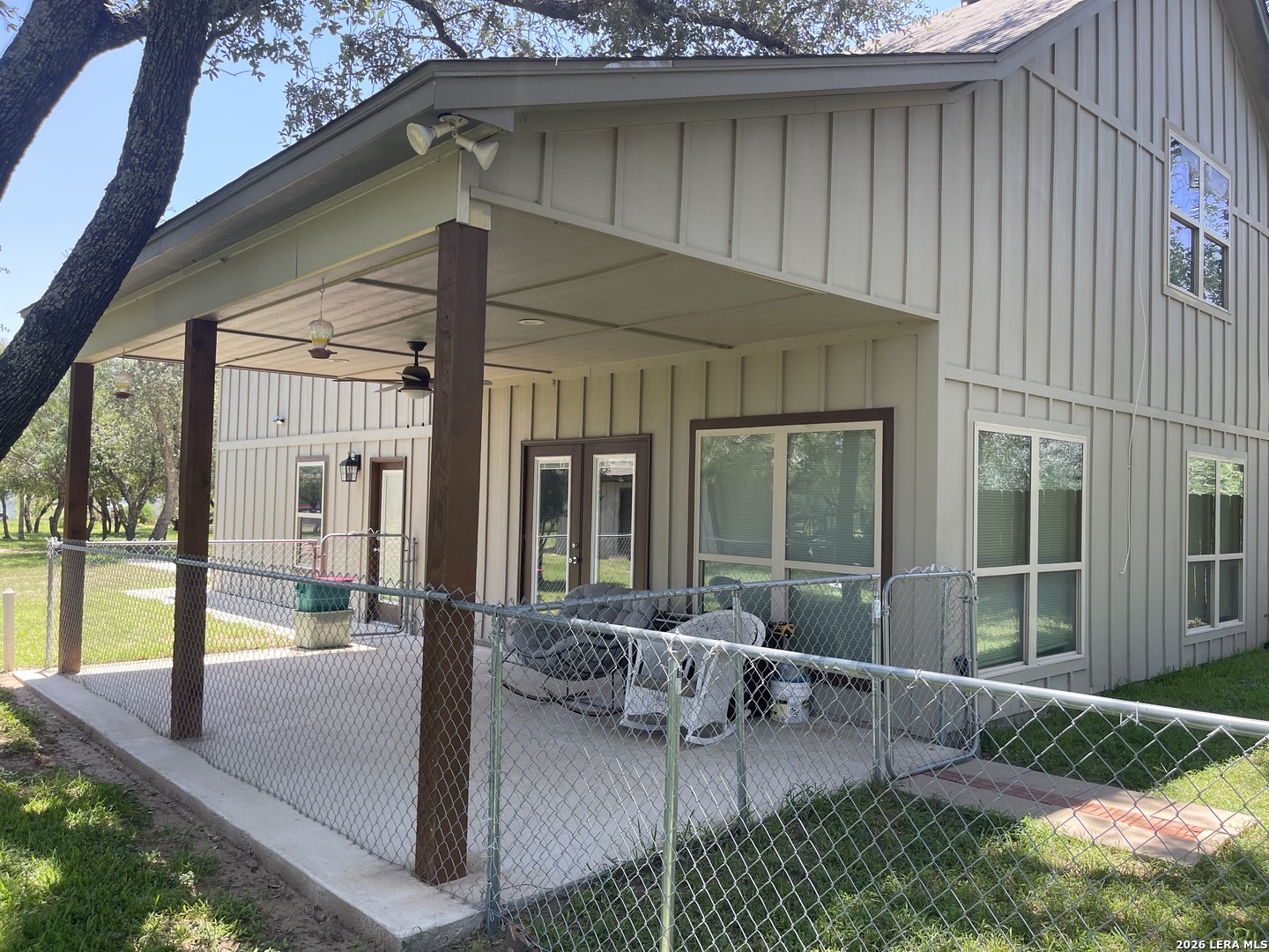 574 County Road 660, Devine, TX, 78016 | 2007154 | Realty Texas LLC