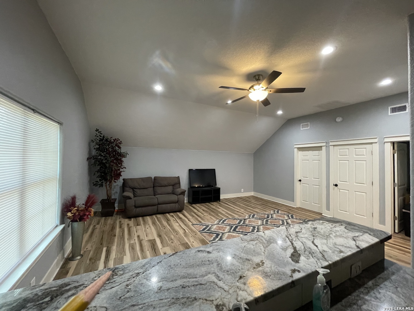 574 County Road 660, Devine, TX, 78016 | 2007154 | Realty Texas LLC