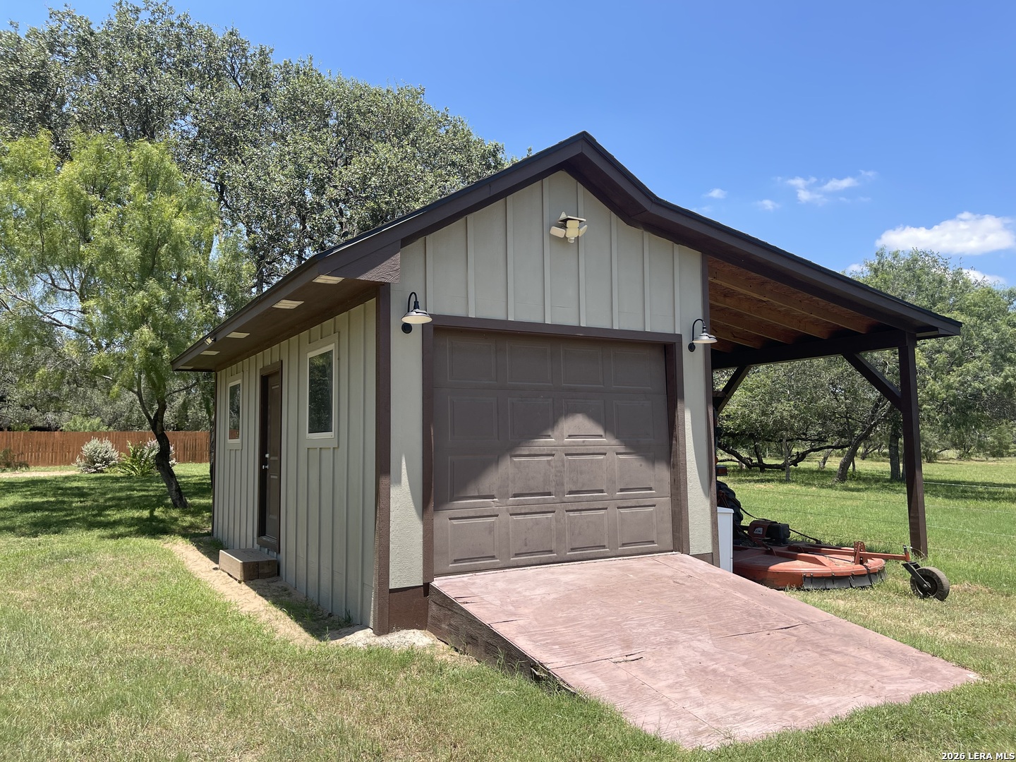574 County Road 660, Devine, TX, 78016 | 2007154 | Realty Texas LLC