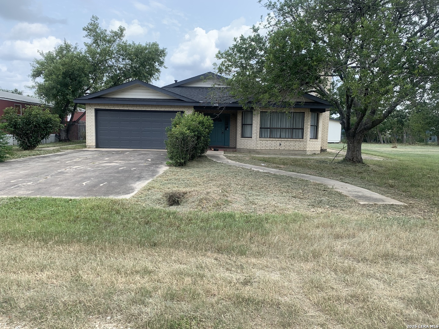 508 Crouch Ave, Devine, TX, 78016 | 2007274 | Realty Texas LLC