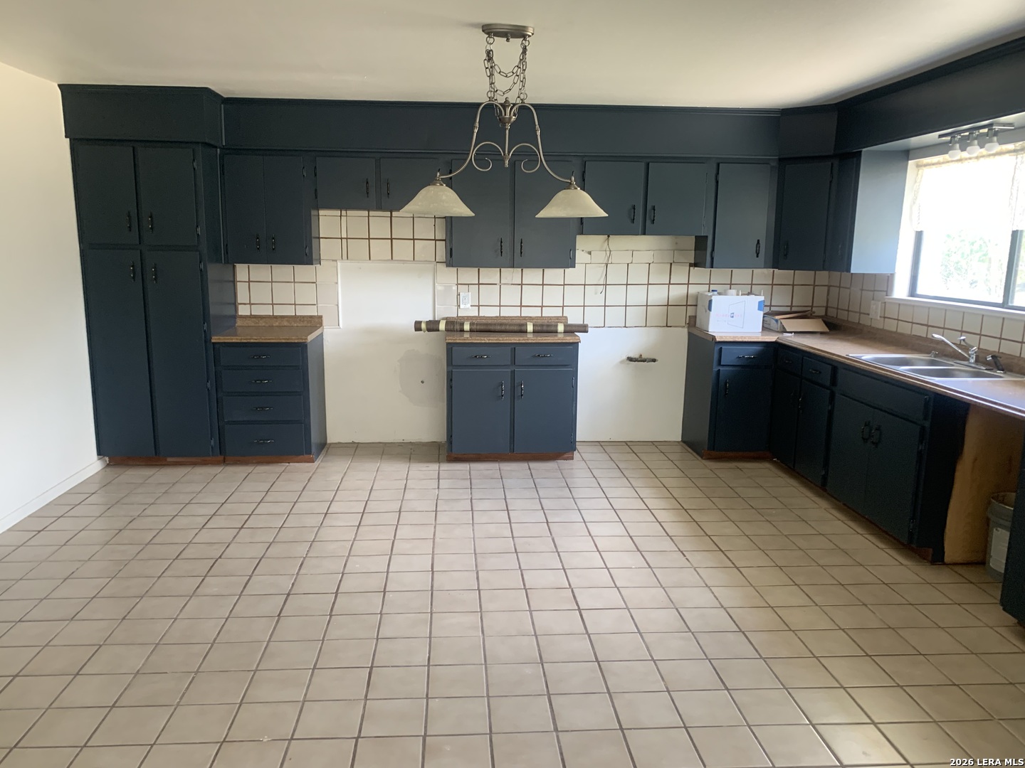508 Crouch Ave, Devine, TX, 78016 | 2007274 | Realty Texas LLC