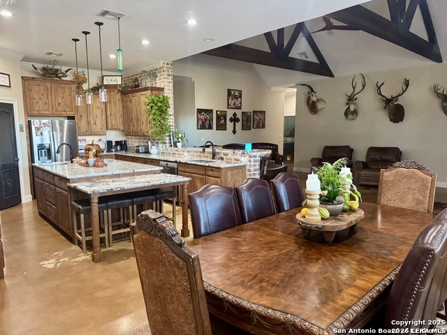 16489 Fm 472, Devine, TX, 78016 | 2007902 | Realty Texas LLC