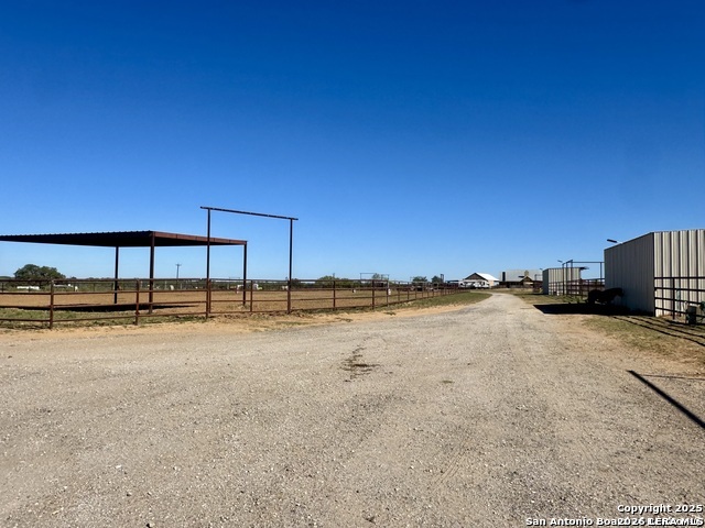 16489 Fm 472, Devine, TX, 78016 | 2007902 | Realty Texas LLC