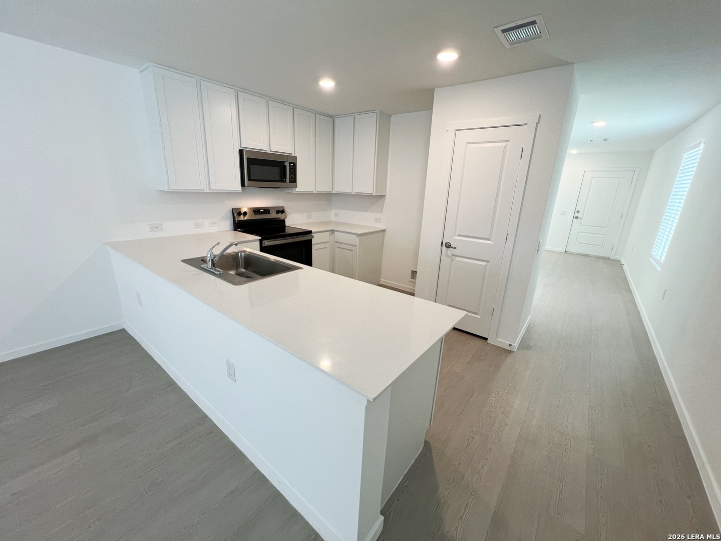 5819 REPEATING WAY, Von Ormy, TX, 78073 | 2008119 | Realty Texas LLC