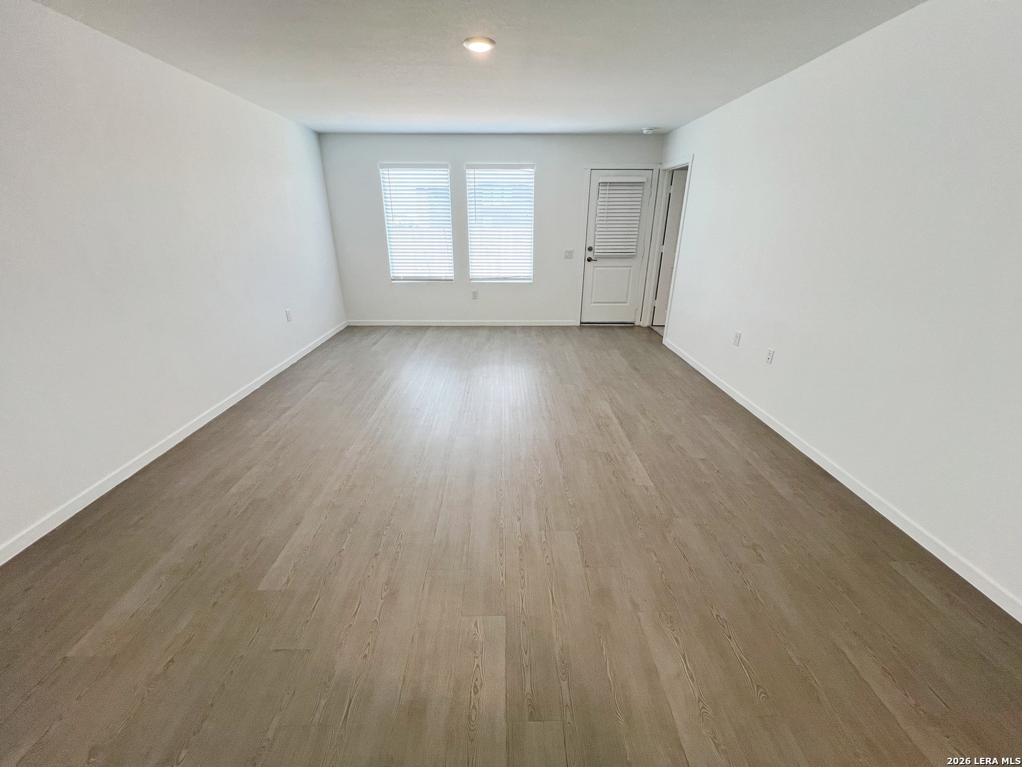 5819 REPEATING WAY, Von Ormy, TX, 78073 | 2008119 | Realty Texas LLC