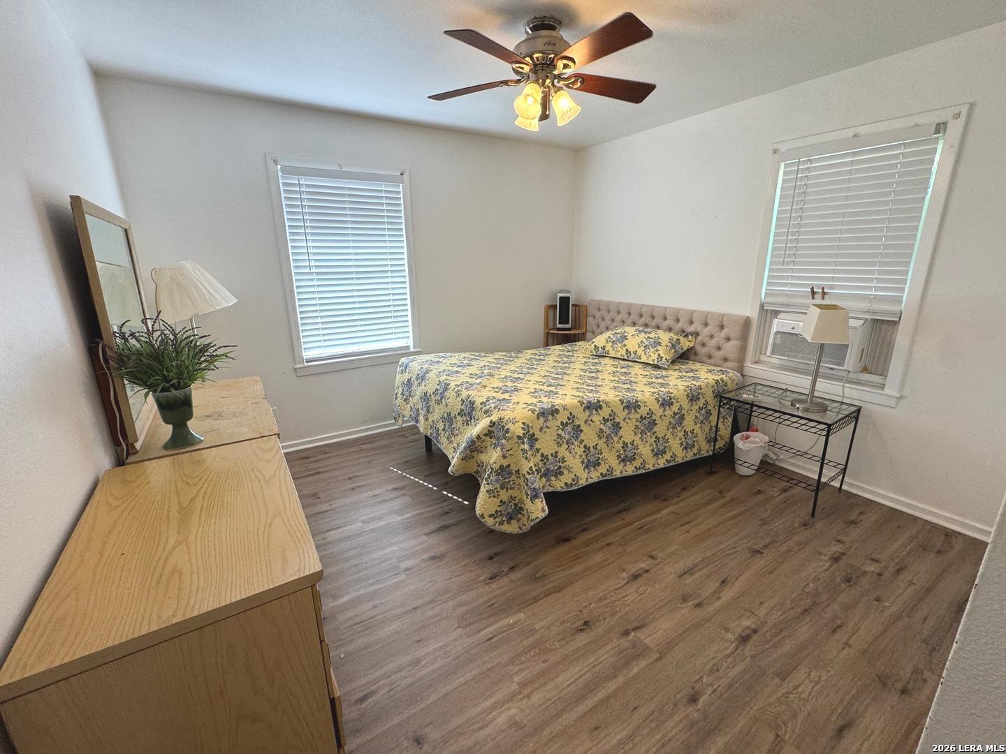 604 Mockingbird, Devine, TX, 78016 | 2009326 | Realty Texas LLC