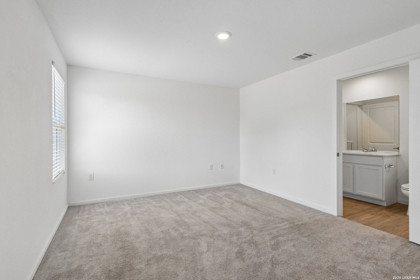 5750 Repeating Way, Von Ormy, TX, 78073 | 2010830 | Realty Texas LLC