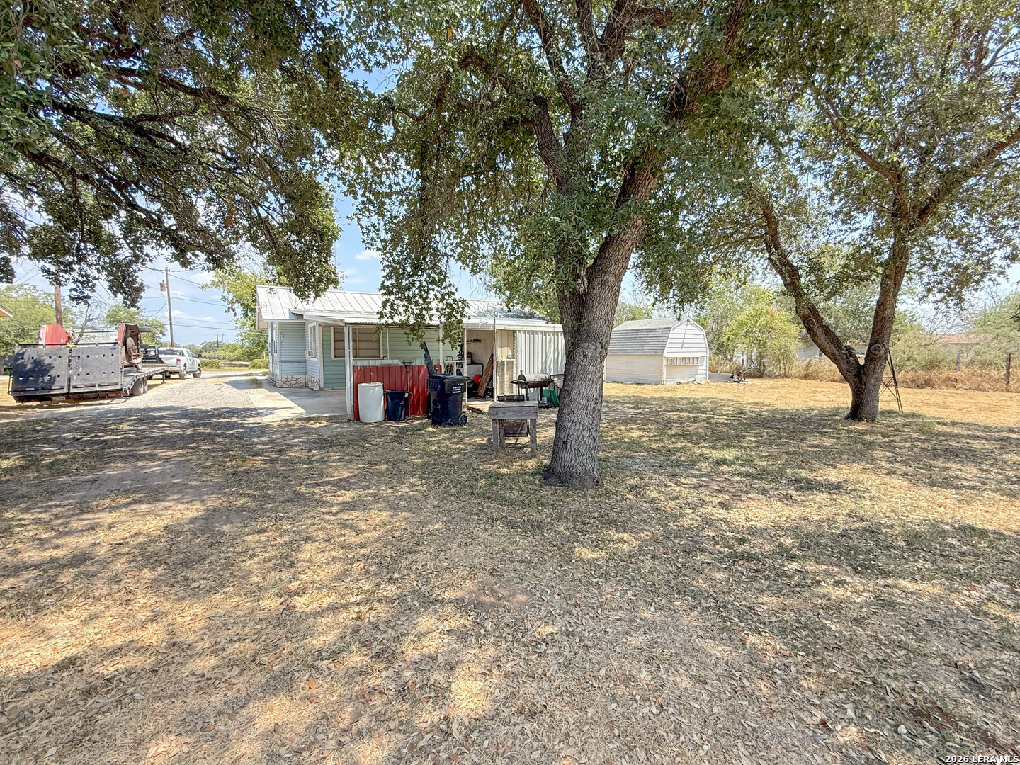 110 RENFRO DR, Devine, TX, 78016 | 2013248 | Realty Texas LLC
