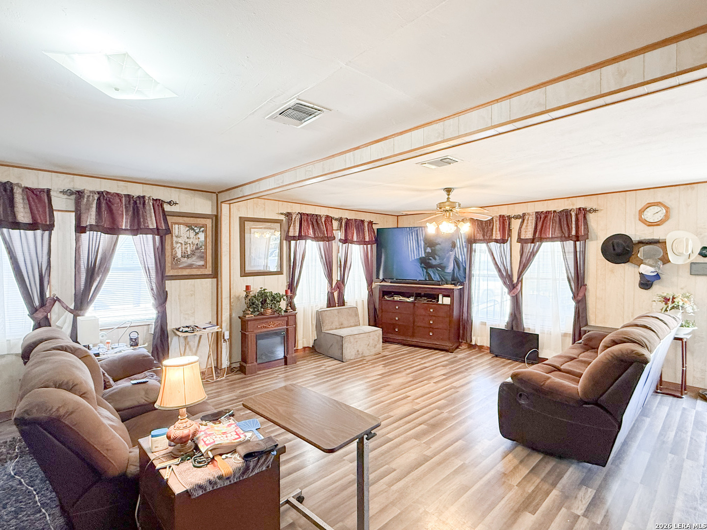 110 RENFRO DR, Devine, TX, 78016 | 2013248 | Realty Texas LLC