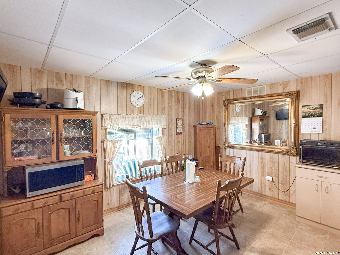 110 RENFRO DR, Devine, TX, 78016 | 2013248 | Realty Texas LLC