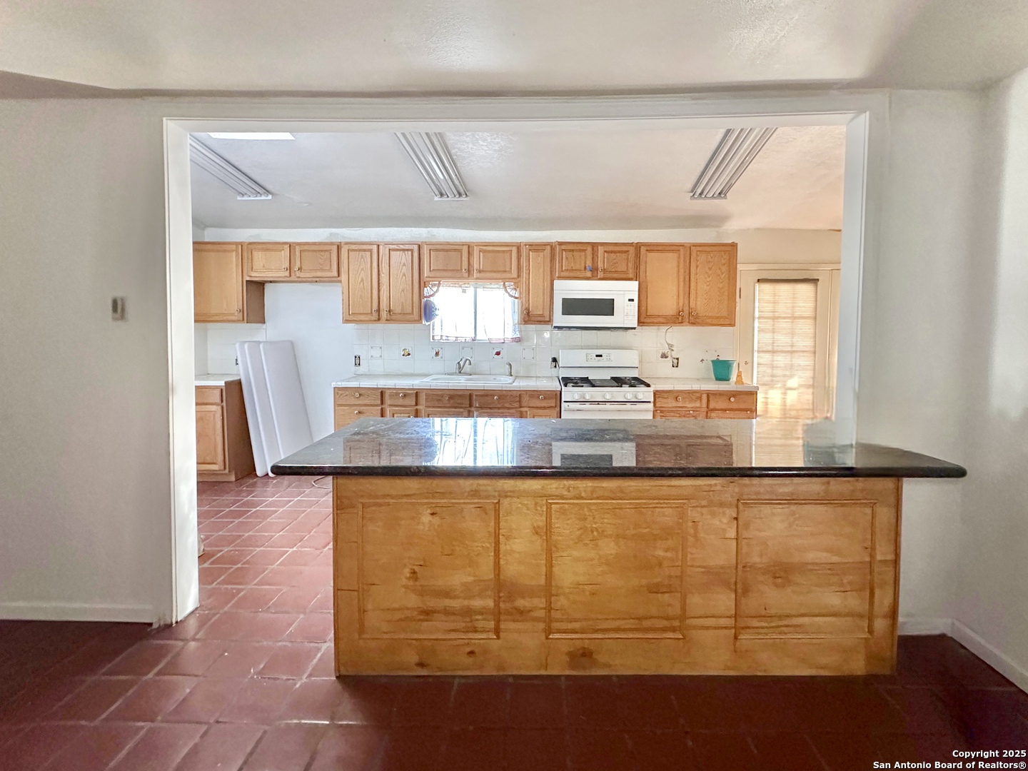 2103 Fm 2790, Lytle, TX, 78052 | 1997797 | Realty Texas LLC