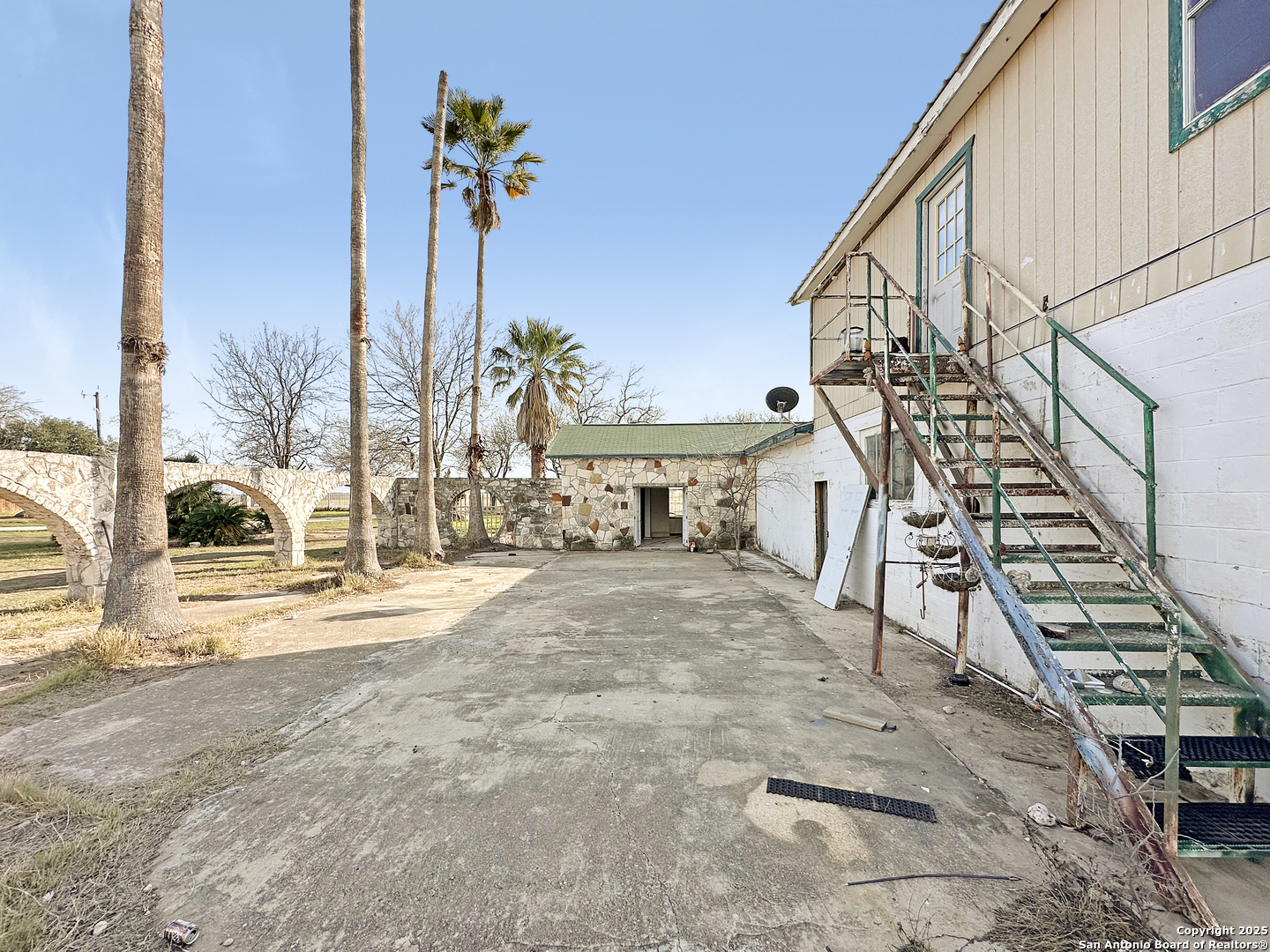 2103 Fm 2790, Lytle, TX, 78052 | 1997797 | Realty Texas LLC