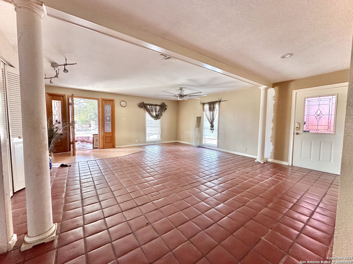 2103 Fm 2790, Lytle, TX, 78052 | 1997797 | Realty Texas LLC