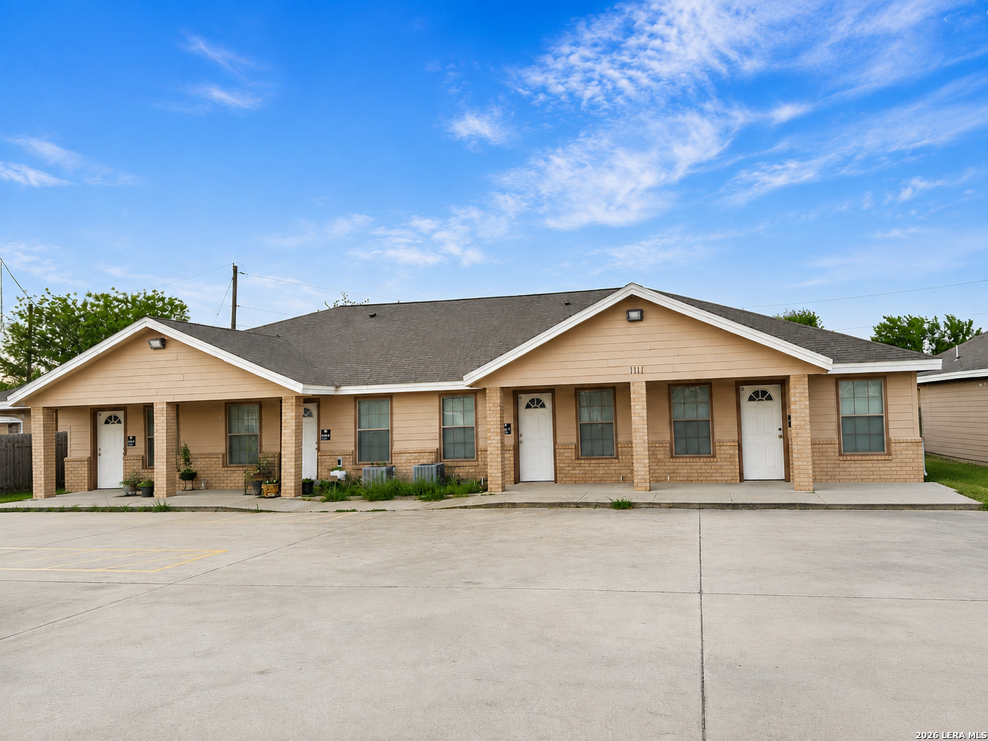 1111 Elia Santos E, Eagle Pass, TX, 78852 | 2013729 | Realty Texas LLC