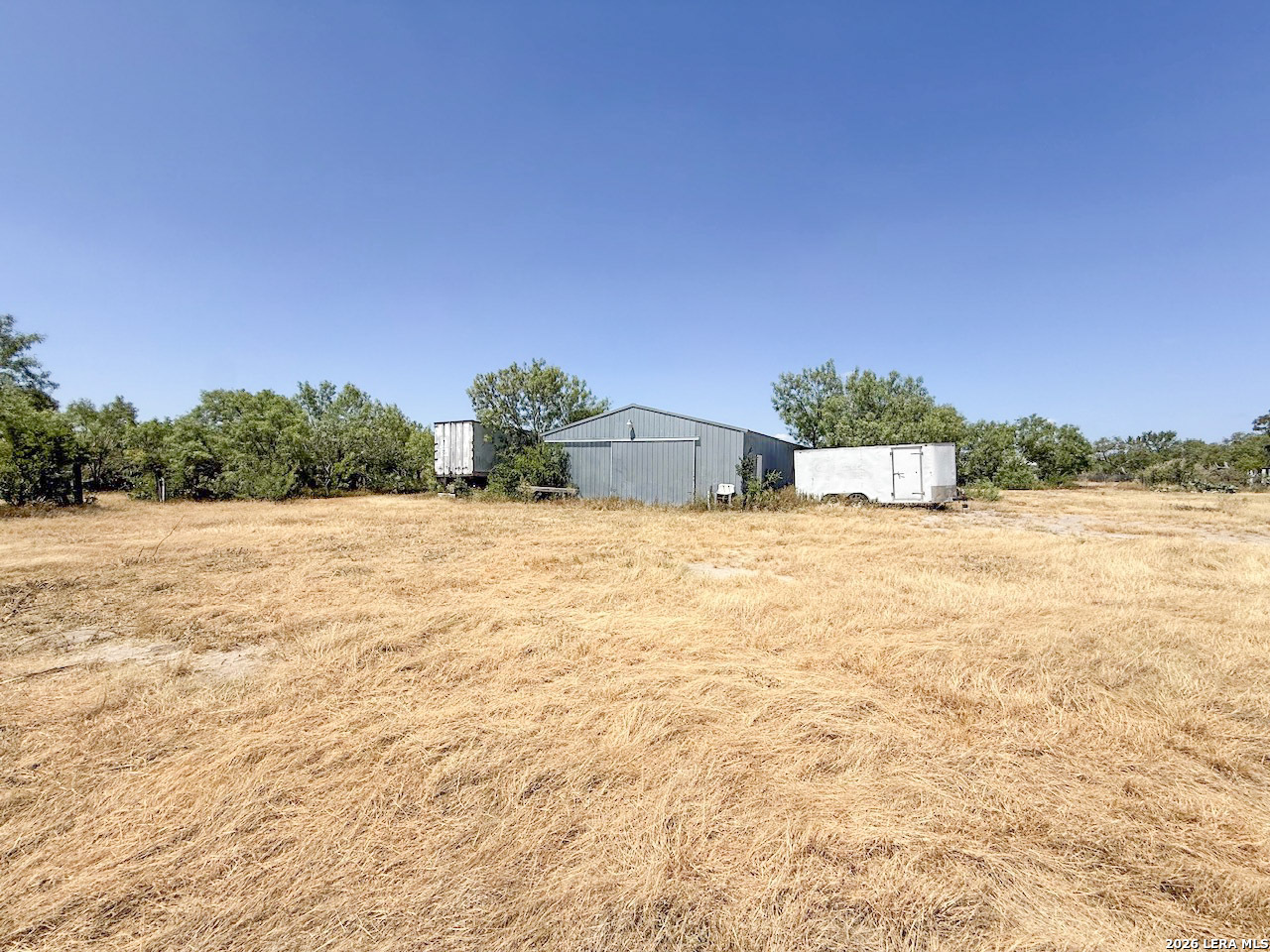 901 ZIG ZAG AVE, Devine, TX, 78016 | 2013921 | Realty Texas LLC