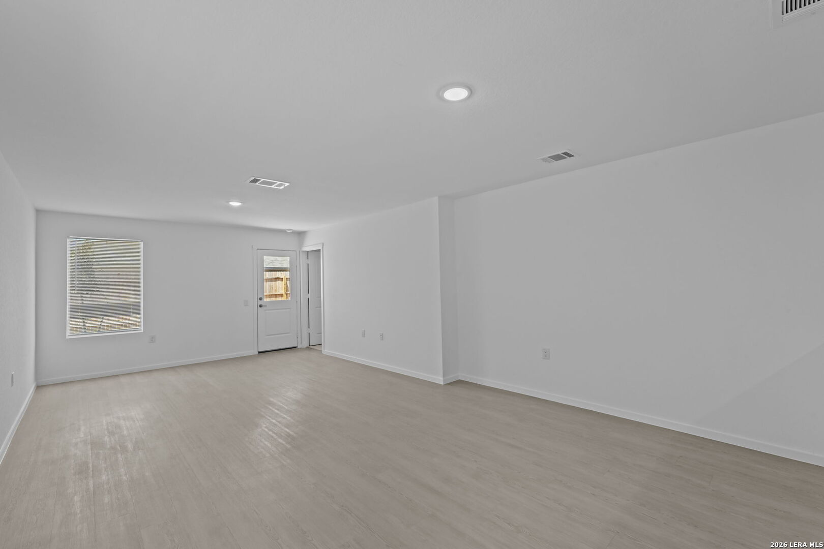 6051 Skipping Way, Von Ormy, TX, 78073 | 2014350 | Realty Texas LLC