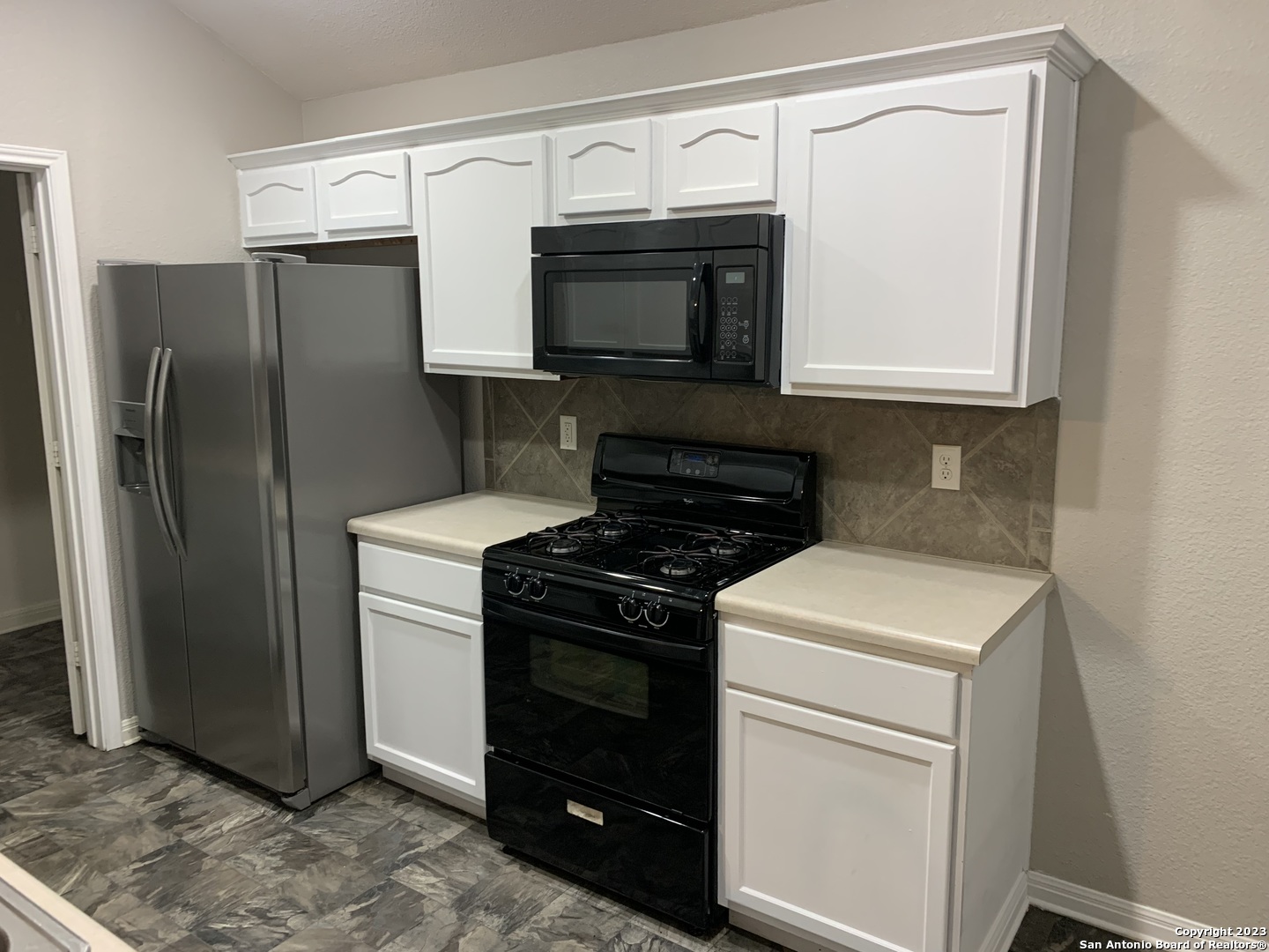 4618 EVERETT LOOP, Converse, TX, 78109-3729 | 2016537 | Realty Texas LLC