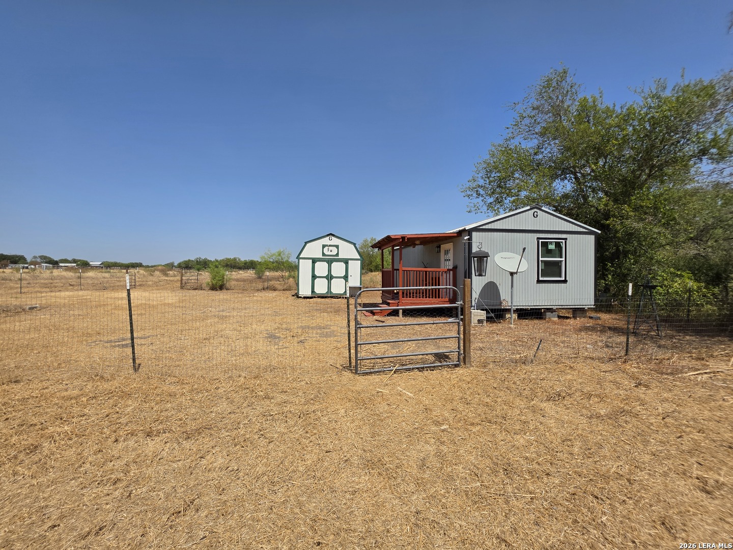 138 County Road 664, Devine, TX, 78016 | 2017486 | Realty Texas LLC