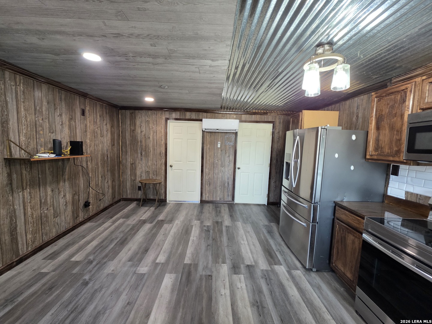 138 County Road 664, Devine, TX, 78016 | 2017486 | Realty Texas LLC