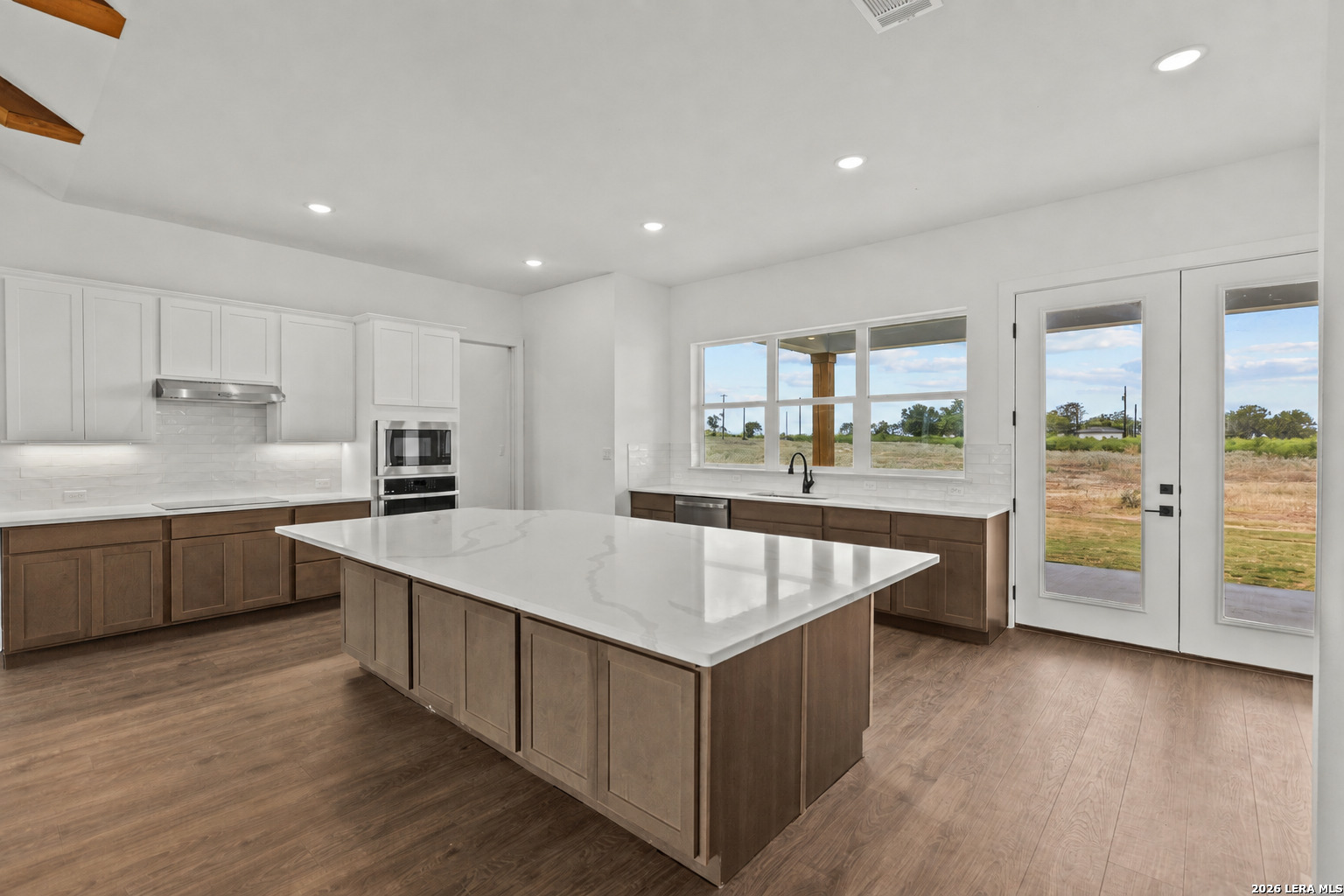 729 County Road 664, Devine, TX, 78016 | 2017607 | Realty Texas LLC