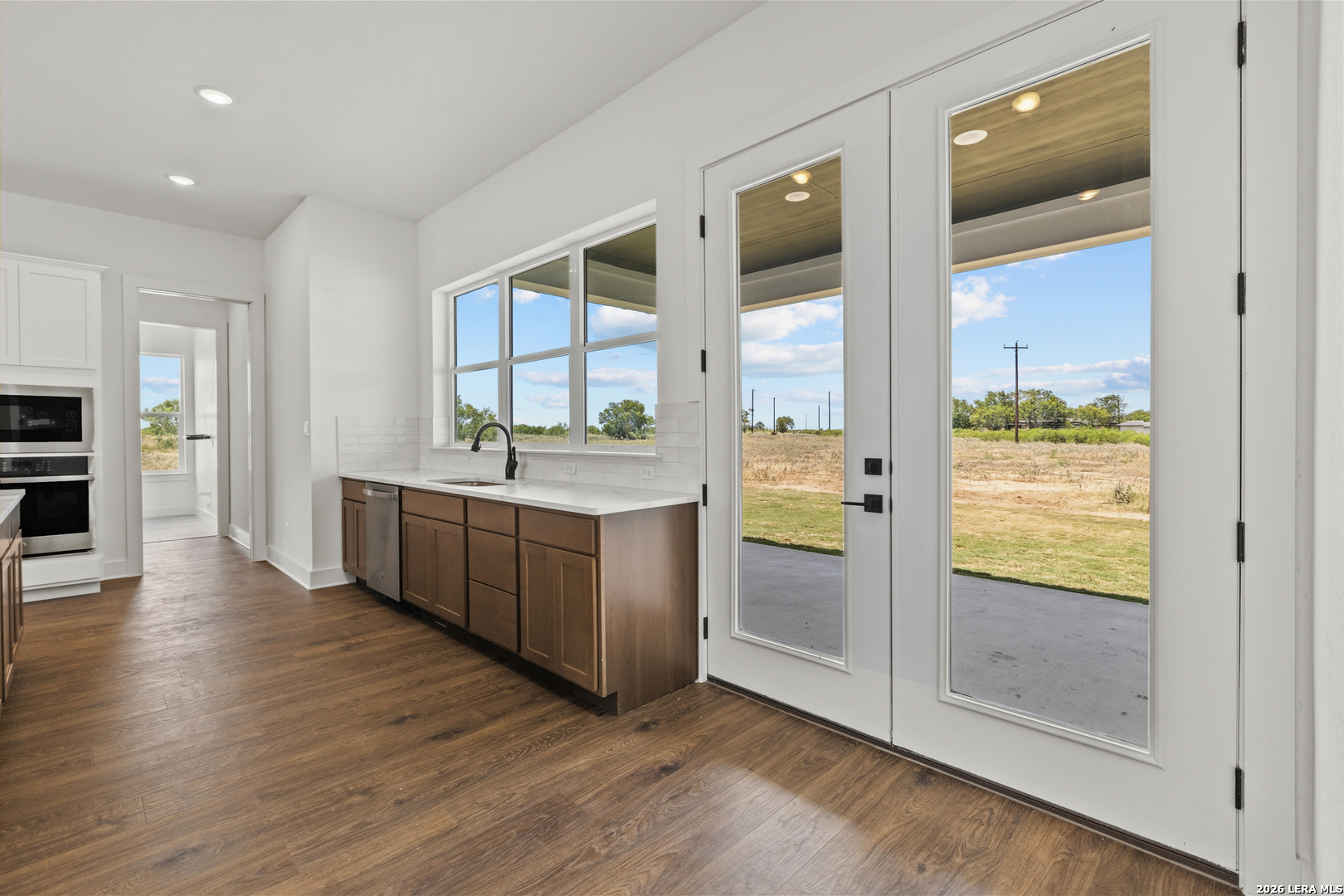 729 County Road 664, Devine, TX, 78016 | 2017607 | Realty Texas LLC