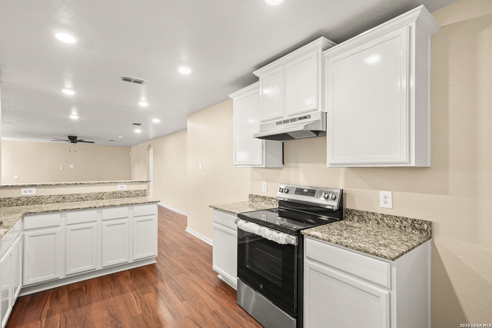 15134 Silver Tree, Von Ormy, TX, 78073 | 2021886 | Realty Texas LLC