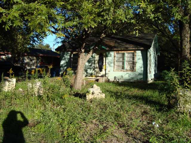 1123 Henninger Street 3/4, Austin, TX, 78702 | 6234453 | Realty Texas LLC