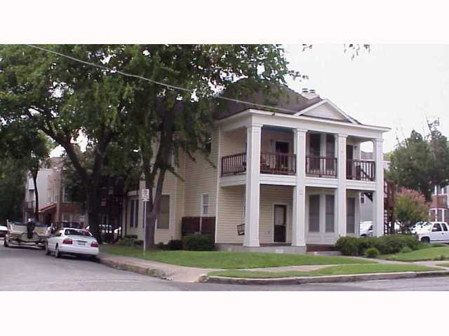 904 W 21st Street 215, Austin, TX, 78705 | 7612517 | Realty Texas LLC