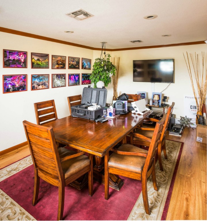 5323 Levander Loop , Austin, TX, 78702 | 3901569 | Realty Texas LLC