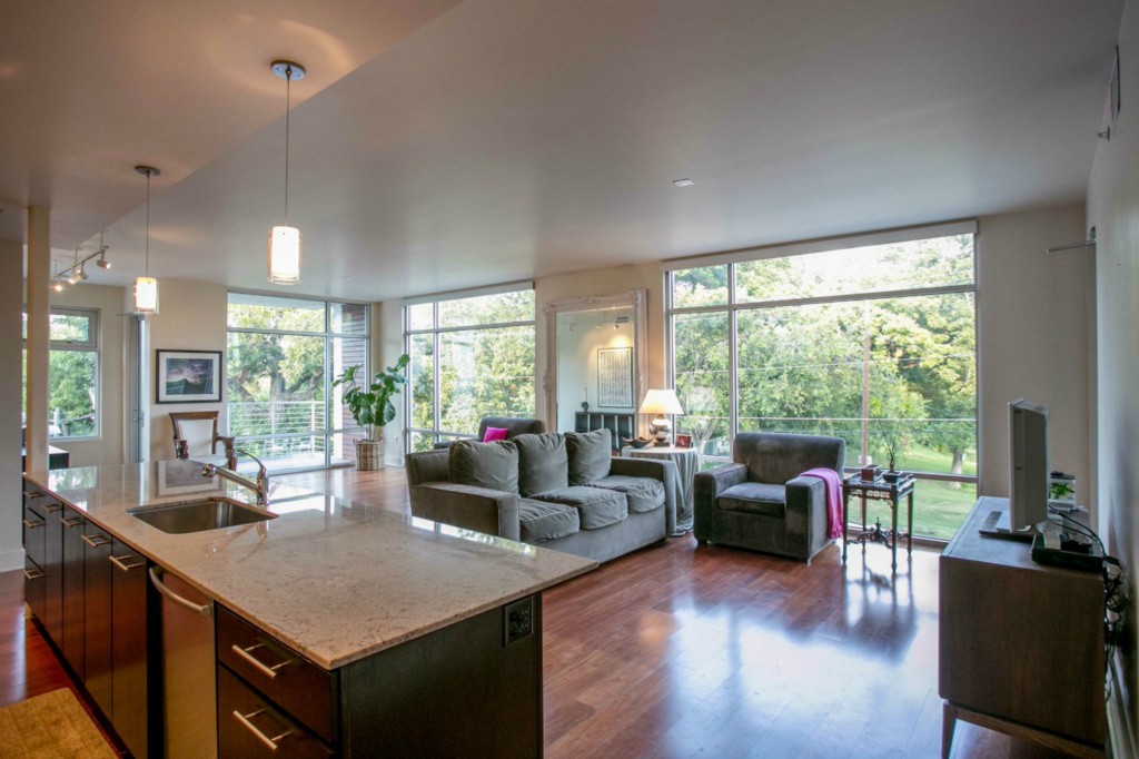 210 Lee Barton Drive 304 , Austin, TX, 78704 | 7083322 | Realty Texas LLC