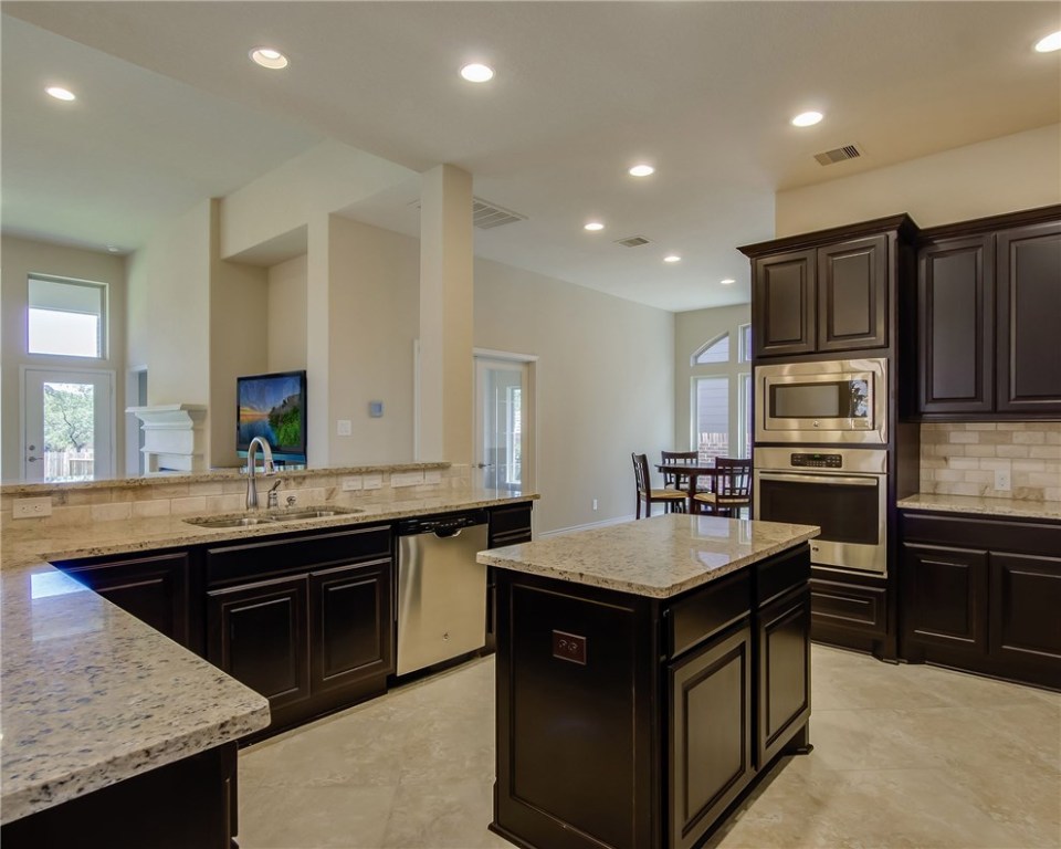 25820 Warbler View , San Antonio, TX, 78255 | 217974 | Realty Texas LLC