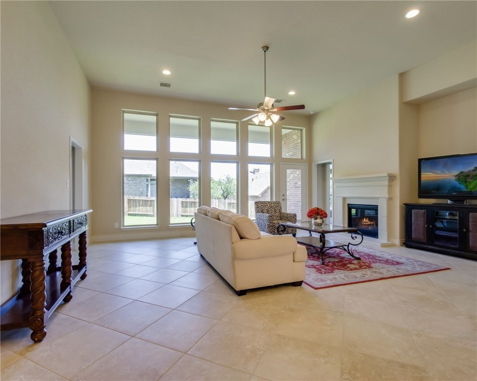 25820 Warbler View , San Antonio, TX, 78255 | 217974 | Realty Texas LLC