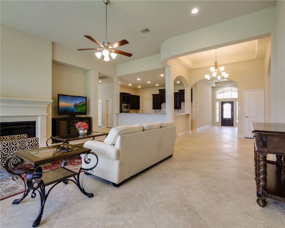 25820 Warbler View , San Antonio, TX, 78255 | 217974 | Realty Texas LLC
