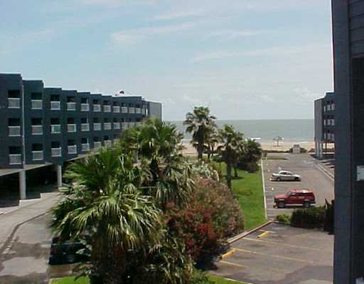 3233 VILLA DEL SOL 3233, Corpus Christi, OT, 78402 | 31001 | Realty Texas LLC