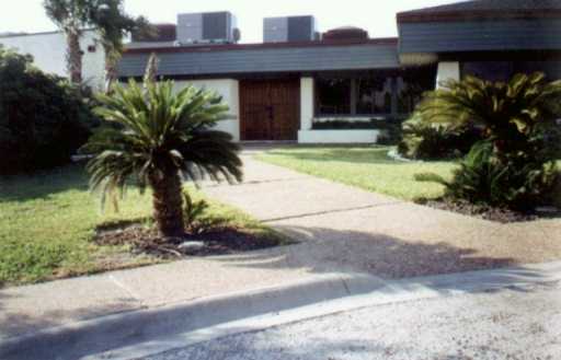 22 General Cavazos Boulevard , Kingsville, OT, 78363 | 10558 | Realty Texas LLC