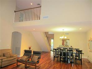 201 Vanderpool Lane 61, Houston, TX, 77024 | 37881274 | Realty Texas LLC