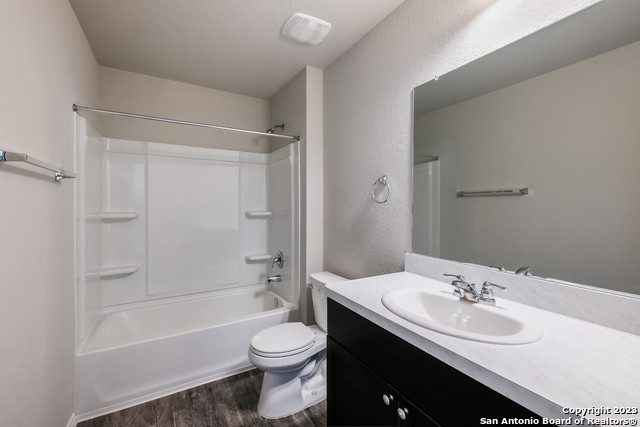 2004 Wright Boulevard , Baytown, TX, 77520 | 1016612 | Realty Texas LLC