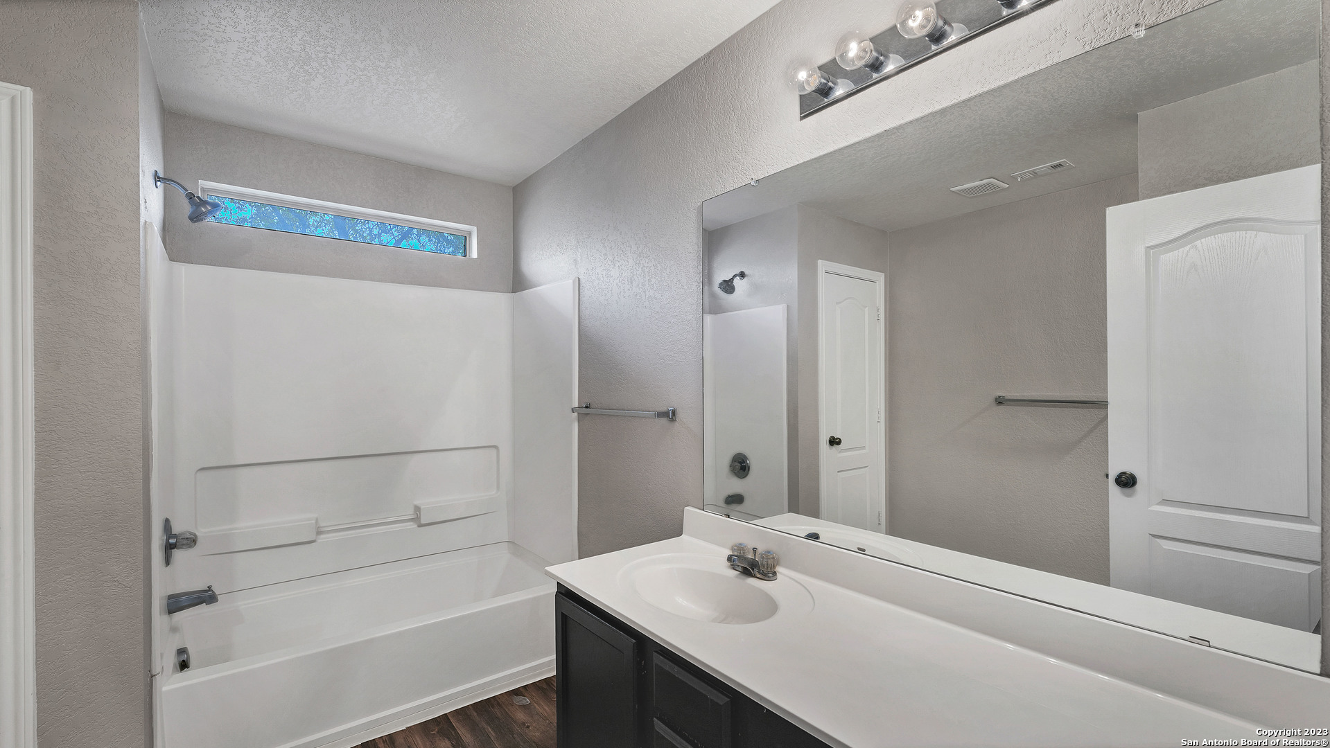 8801 Hammerly Boulevard , Houston, TX, 77080 | 3334721 | Realty Texas LLC