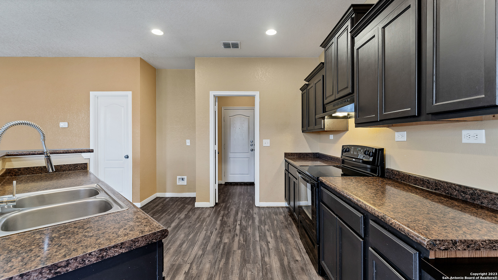 8801 Hammerly Boulevard , Houston, TX, 77080 | 3334721 | Realty Texas LLC