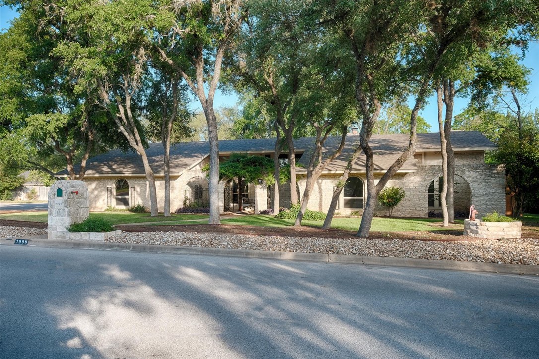 Sold: 1006 Bluff Drive Blog Image Banner