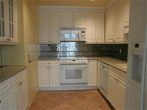 2200 Willowick Road 2K, Houston, TX, 77027 | 61342295 | Realty Texas LLC