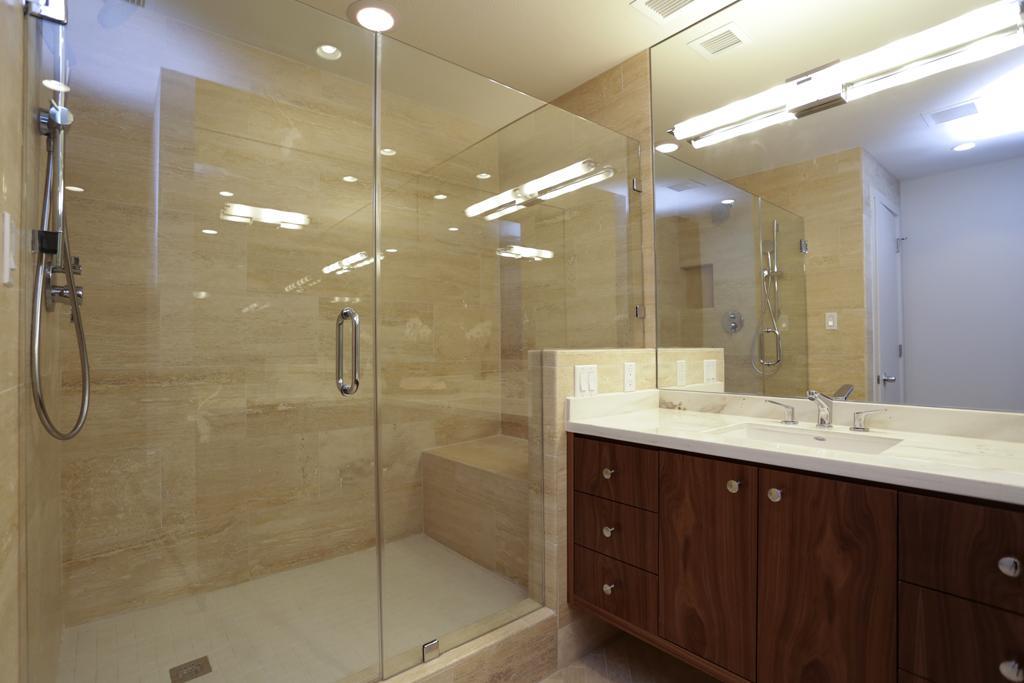 2200 Willowick Road 6E, Houston, TX, 77027 | 93437544 | Realty Texas LLC