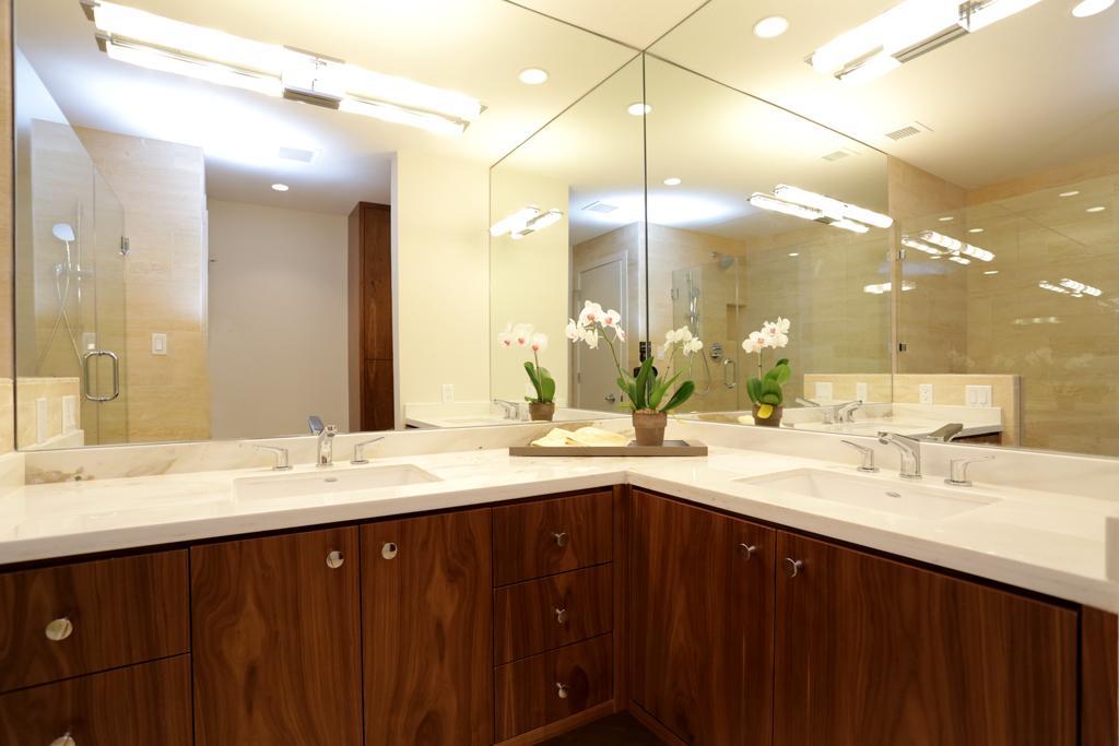 2200 Willowick Road 6E, Houston, TX, 77027 | 93437544 | Realty Texas LLC