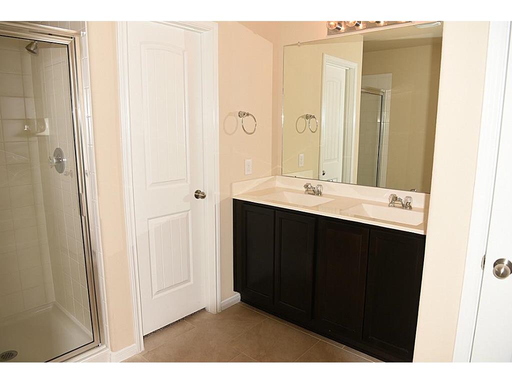 1907 Seville Manor , Fresno, TX, 77545 | 98504769 | Realty Texas LLC