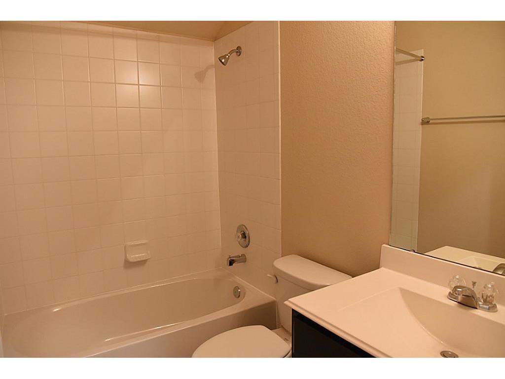 1907 Seville Manor , Fresno, TX, 77545 | 98504769 | Realty Texas LLC