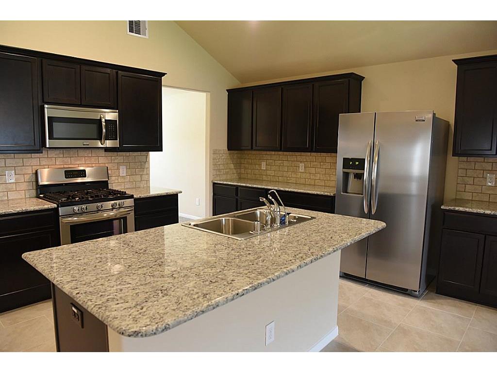 1907 Seville Manor , Fresno, TX, 77545 | 98504769 | Realty Texas LLC
