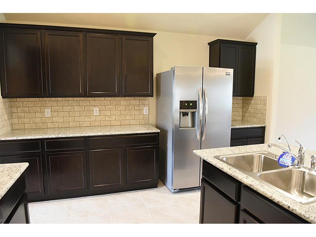 1907 Seville Manor , Fresno, TX, 77545 | 98504769 | Realty Texas LLC